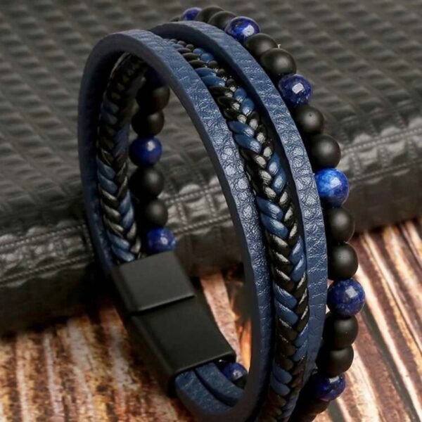 Bracelet multi-couches en cuir bleu avec perles naturelles et fermoir magnétique