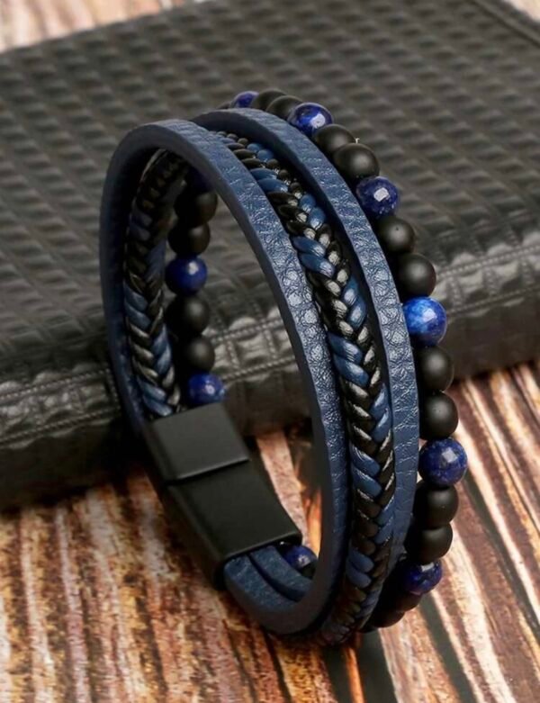 Bracelet multi-couches en cuir bleu avec perles naturelles et fermoir magnétique