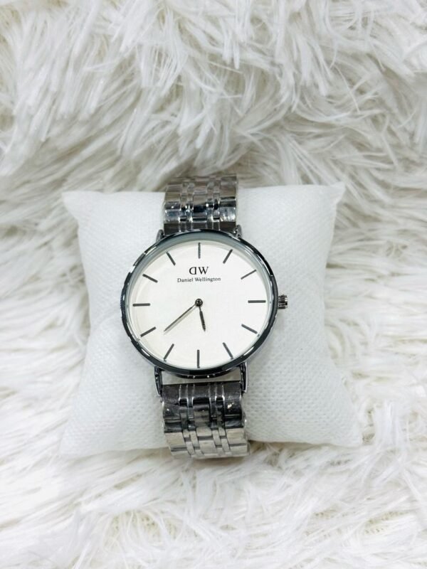 Montre Homme/Femme - Élégance et Simplicité